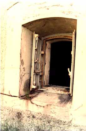 precenicco serramento originale.jpg (83518 byte)