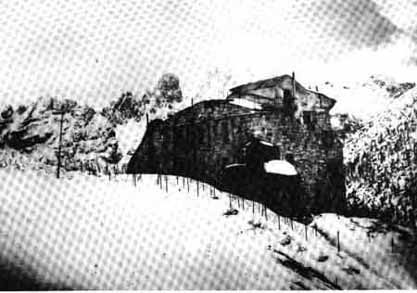prato piazze 1916.jpg (79087 byte)