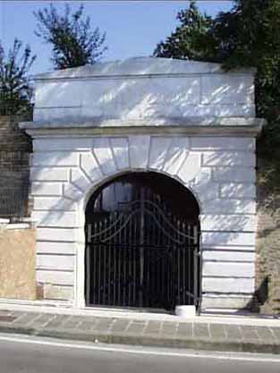 portale s.nicolò.jpg (82231 byte)